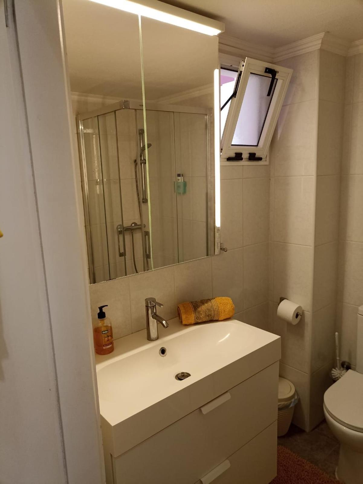 Cozy Apartment In Edificio Bahamas ปูแอร์โตเดลาครูซ ภายนอก รูปภาพ